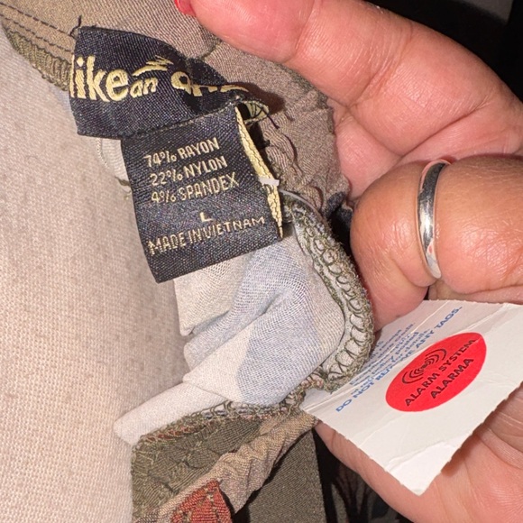 Camouflage Pleated Skirt - Picture 3 of 4